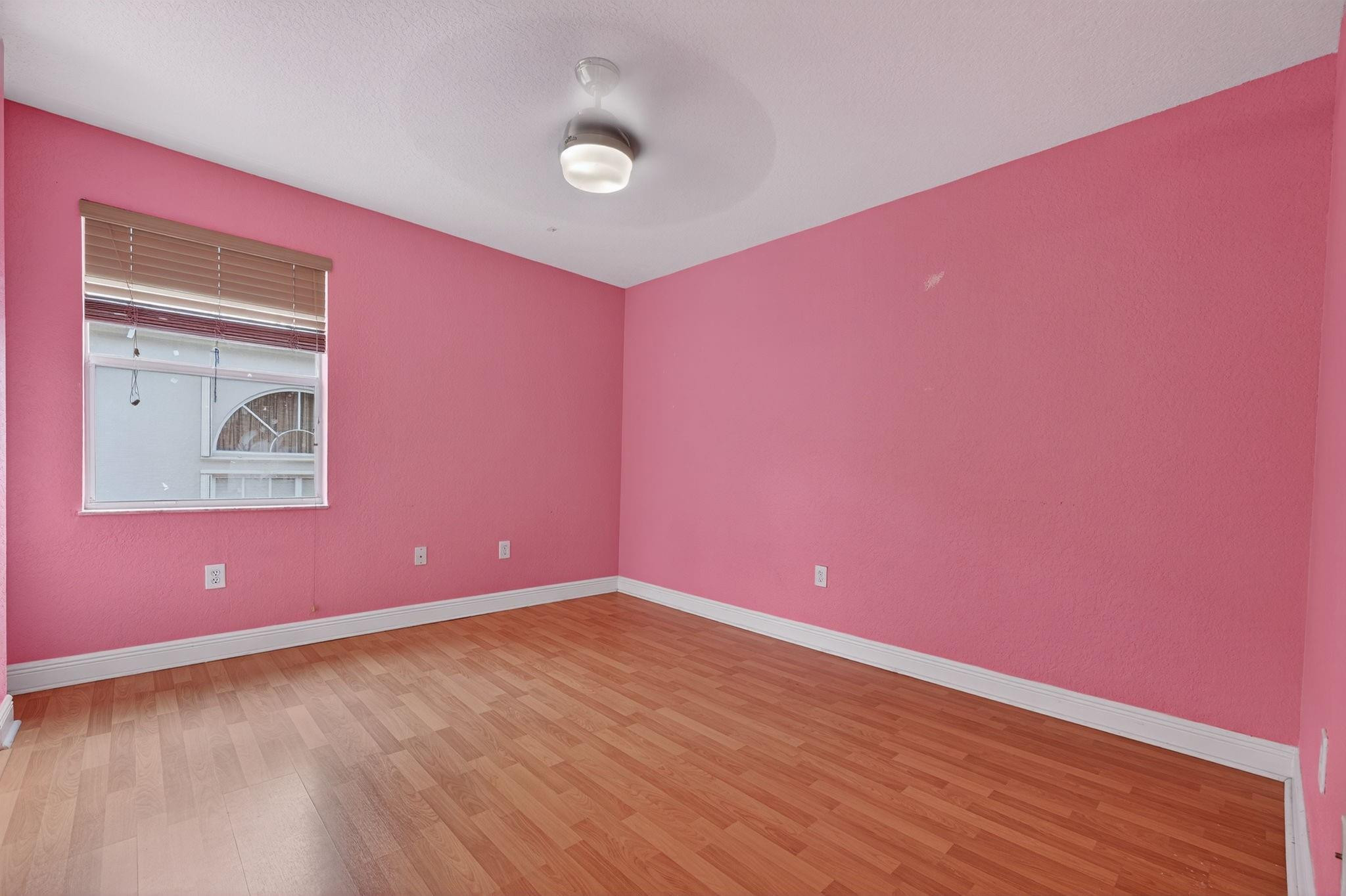 Sunset Lakes - Residential