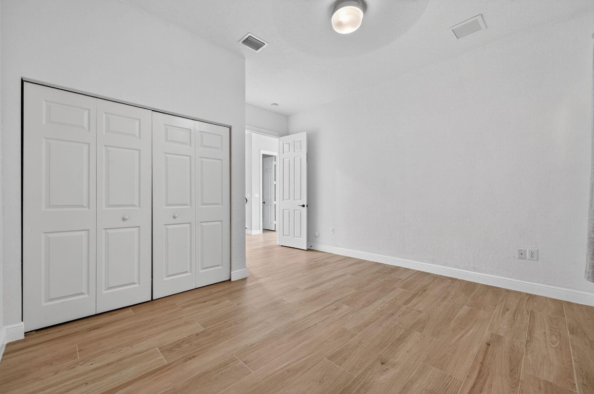 Sunset Lakes - Residential