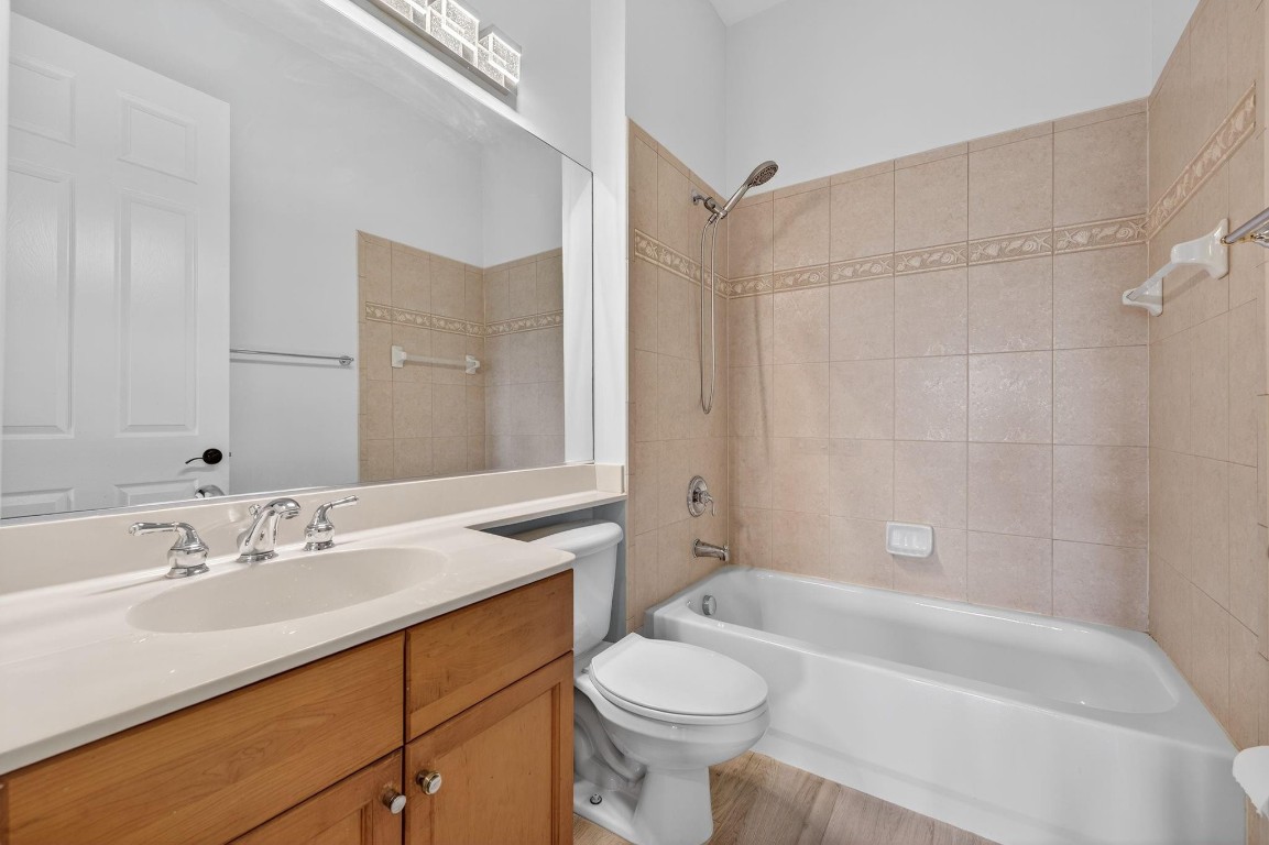 Sunset Lakes - Residential