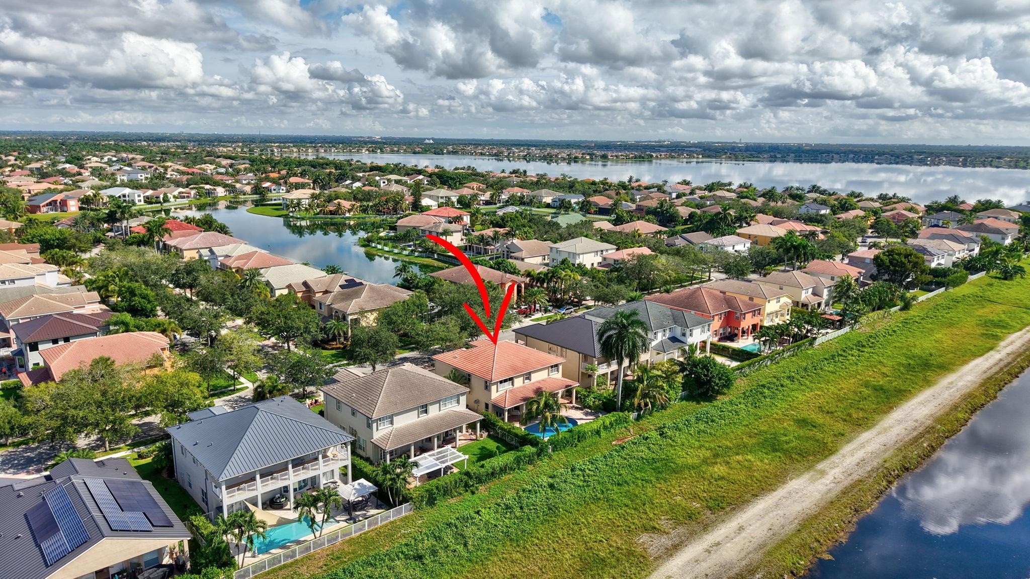 Sunset Lakes - Residential