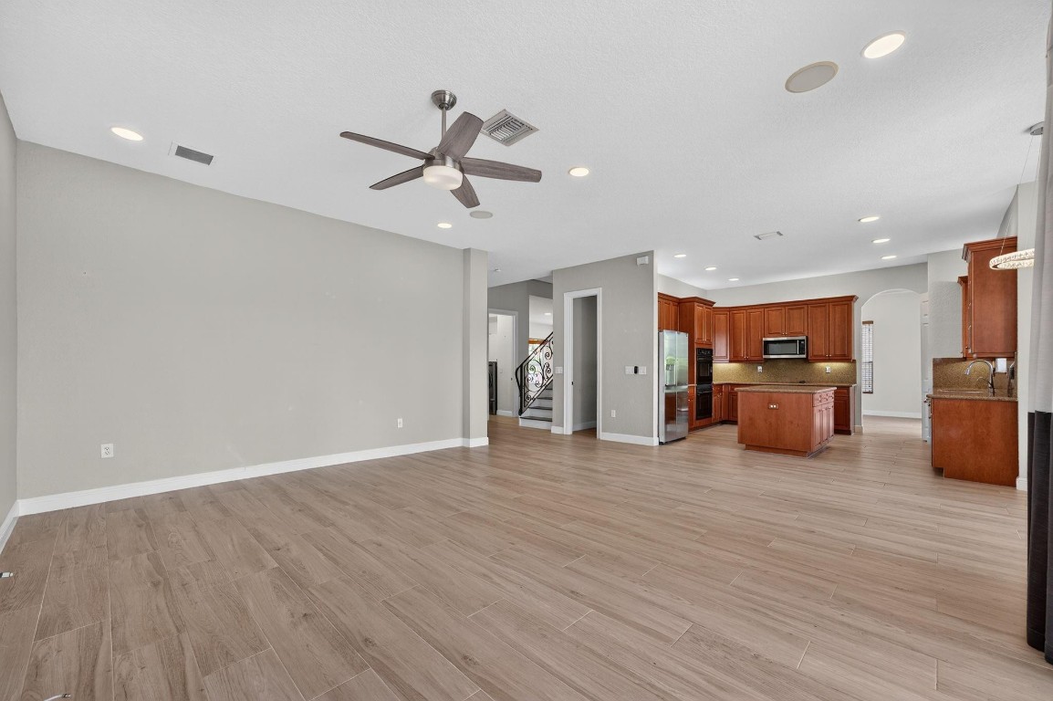 Sunset Lakes - Residential