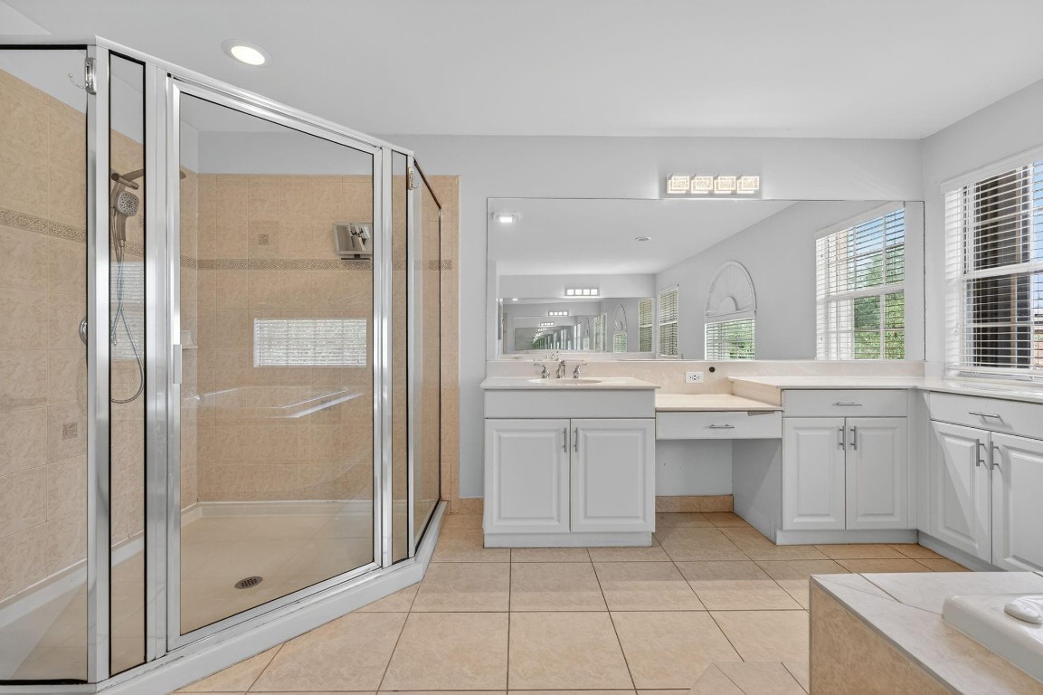 Sunset Lakes - Residential