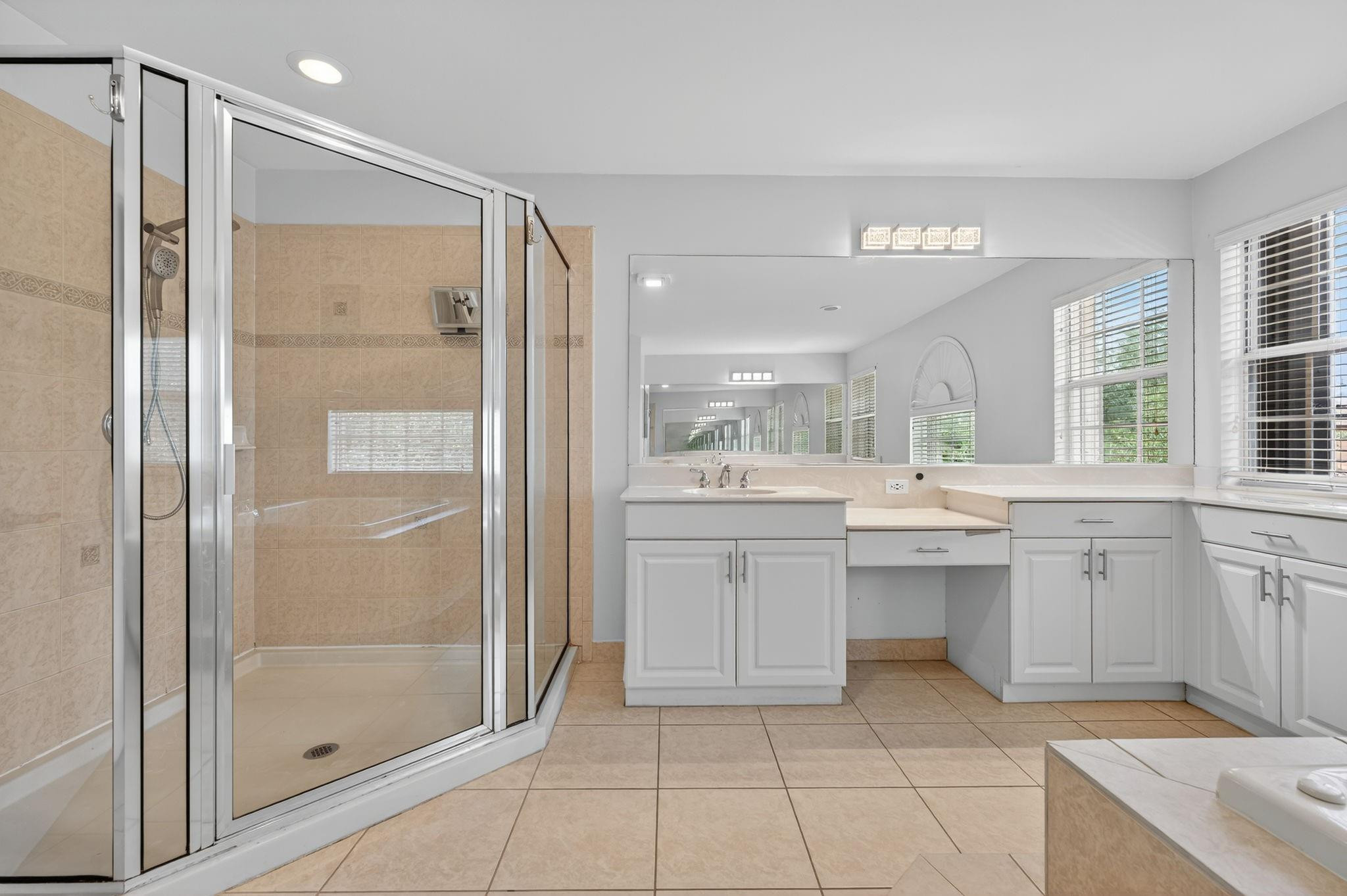 Sunset Lakes - Residential