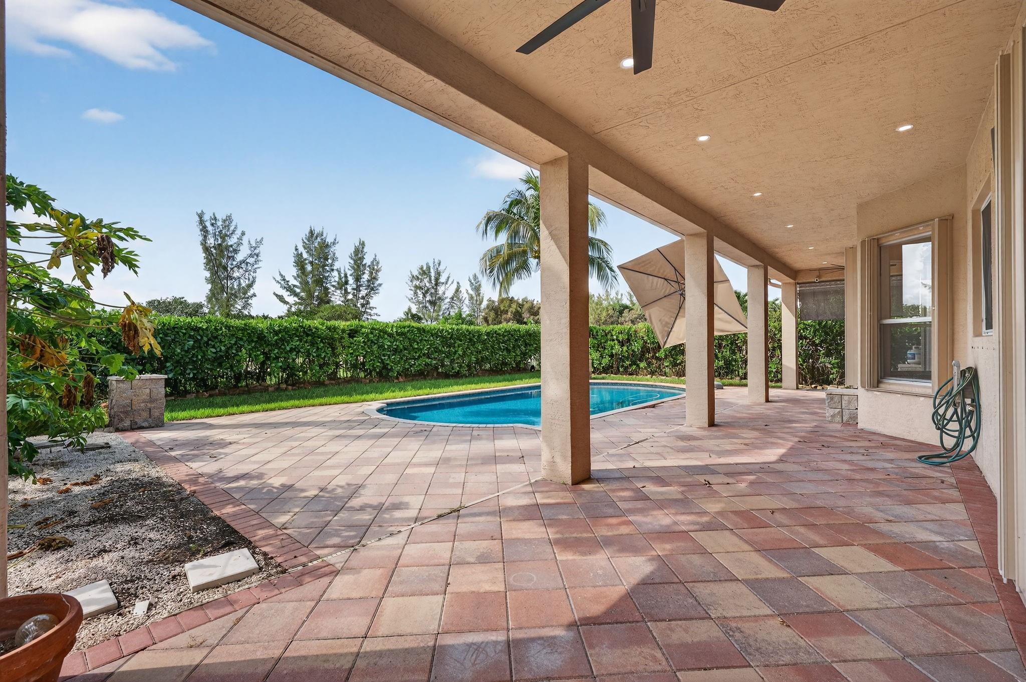 Sunset Lakes - Residential