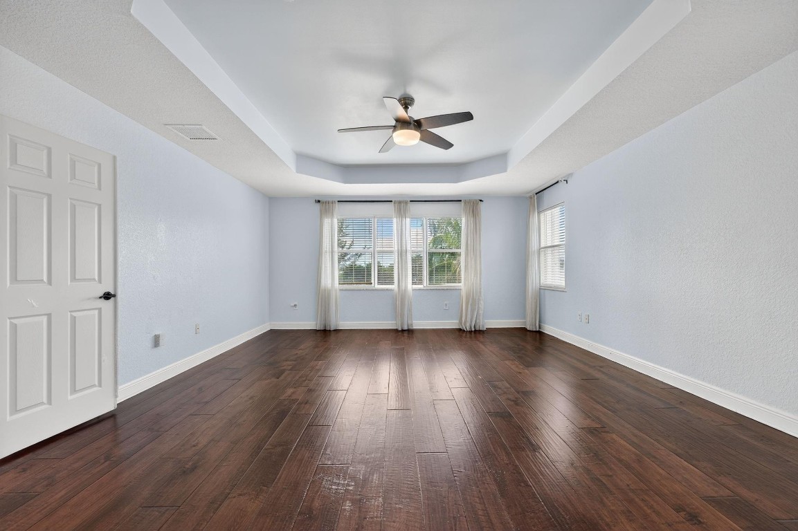 Sunset Lakes - Residential