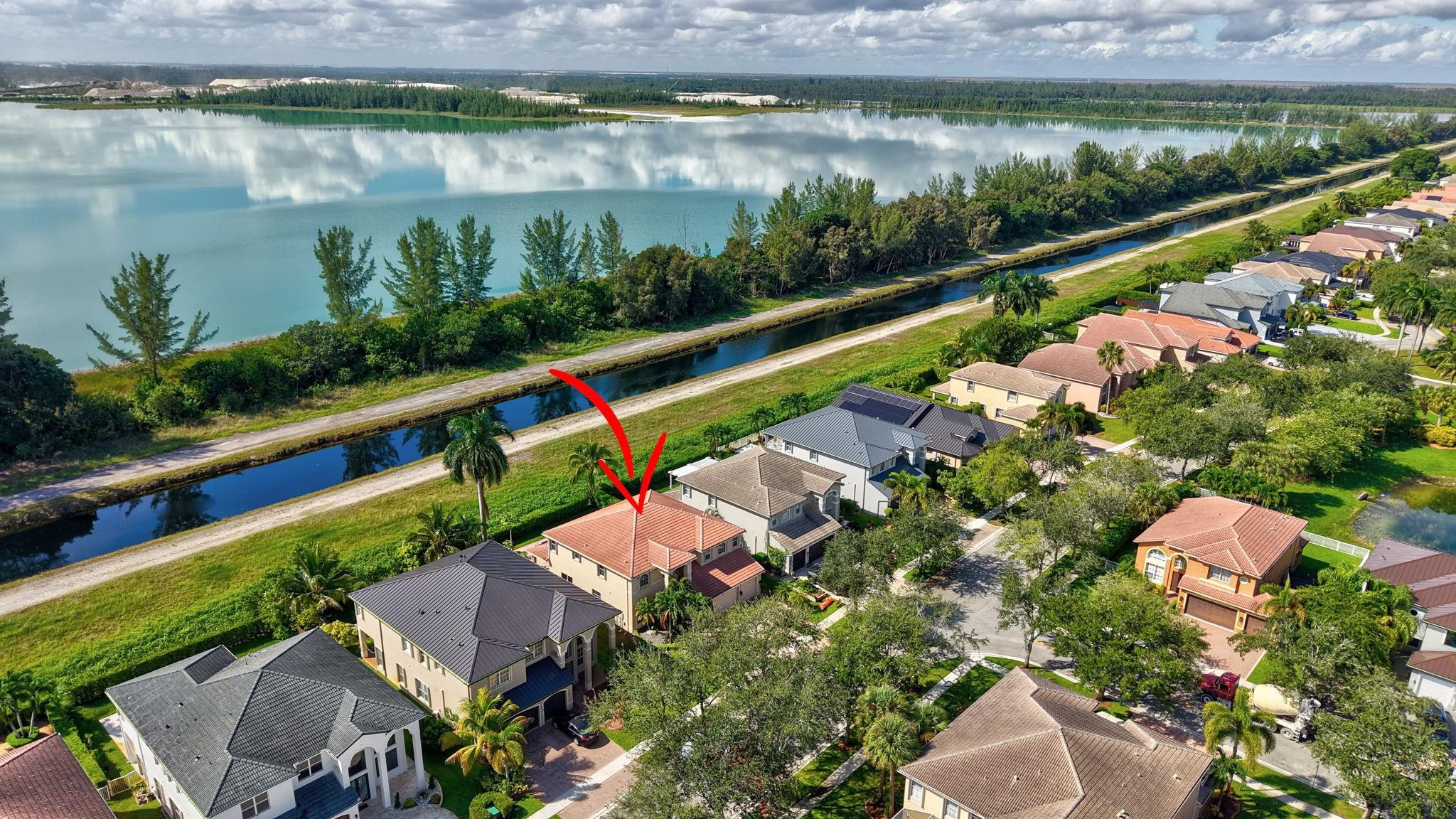 Sunset Lakes - Residential