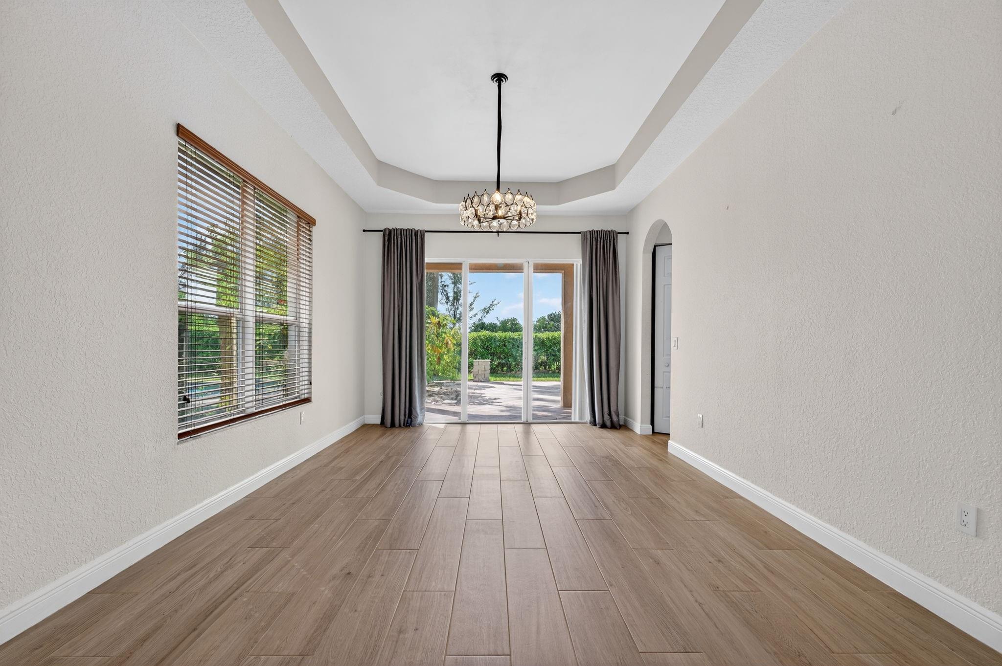 Sunset Lakes - Residential