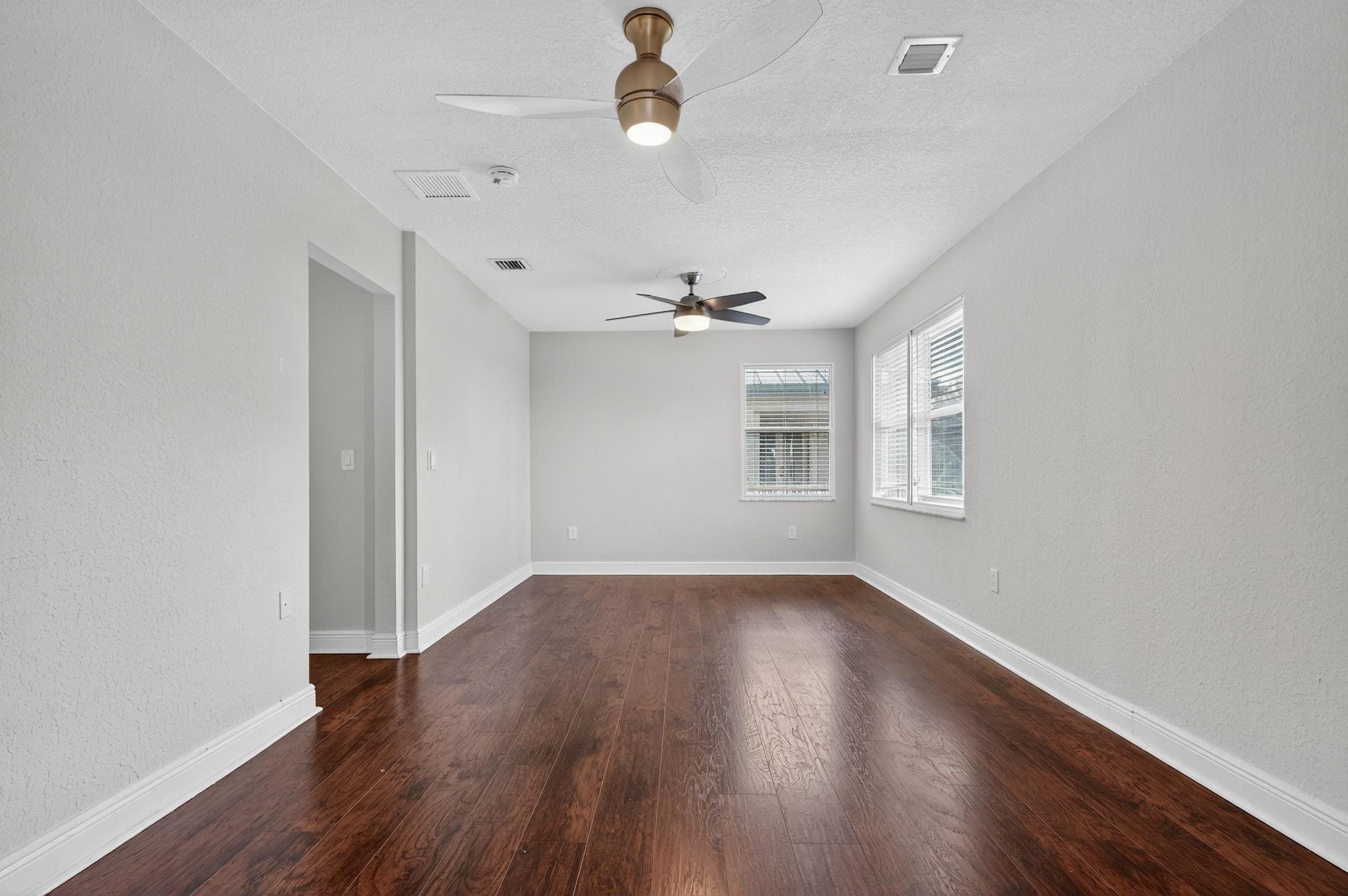 Sunset Lakes - Residential