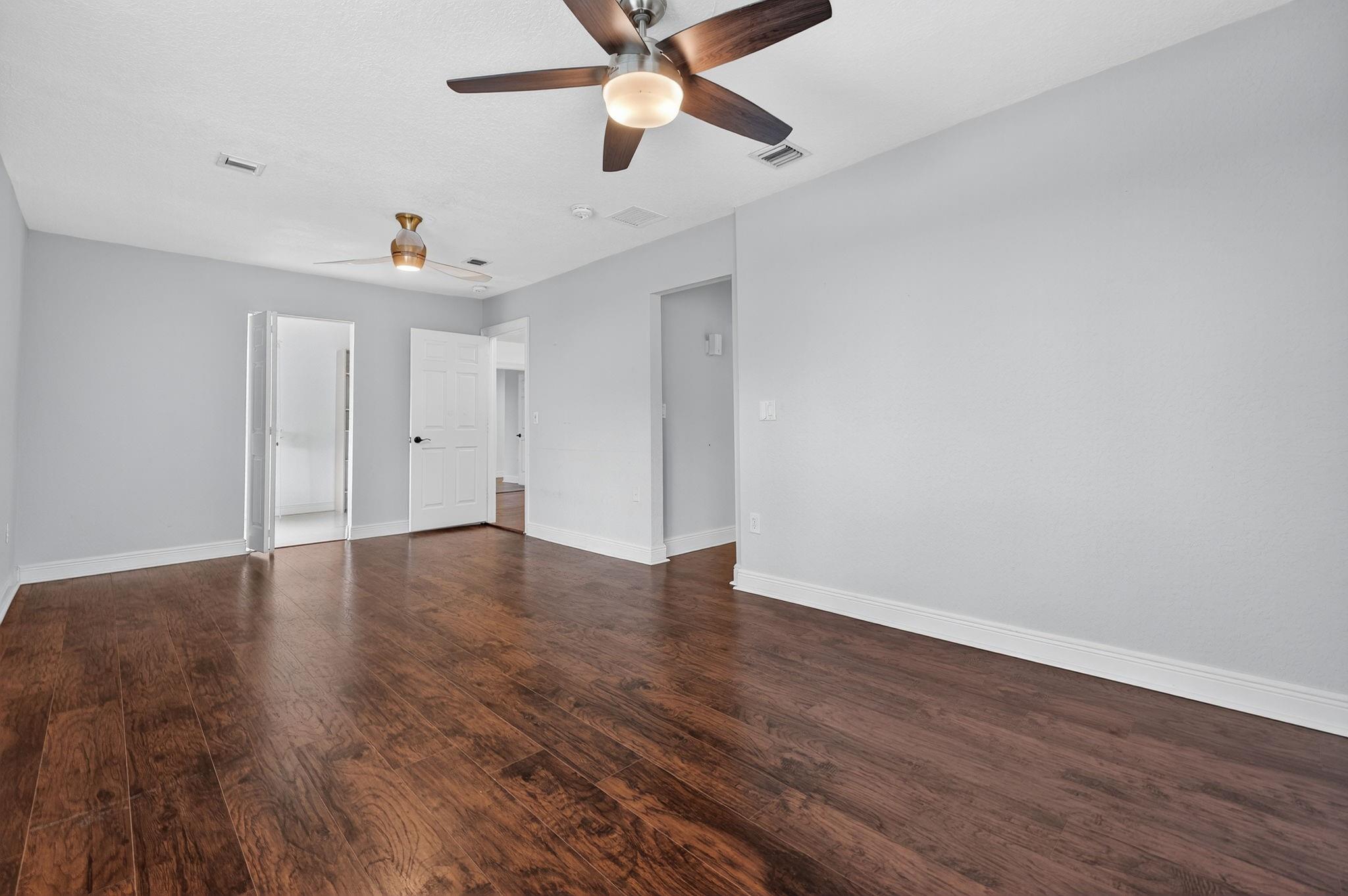 Sunset Lakes - Residential