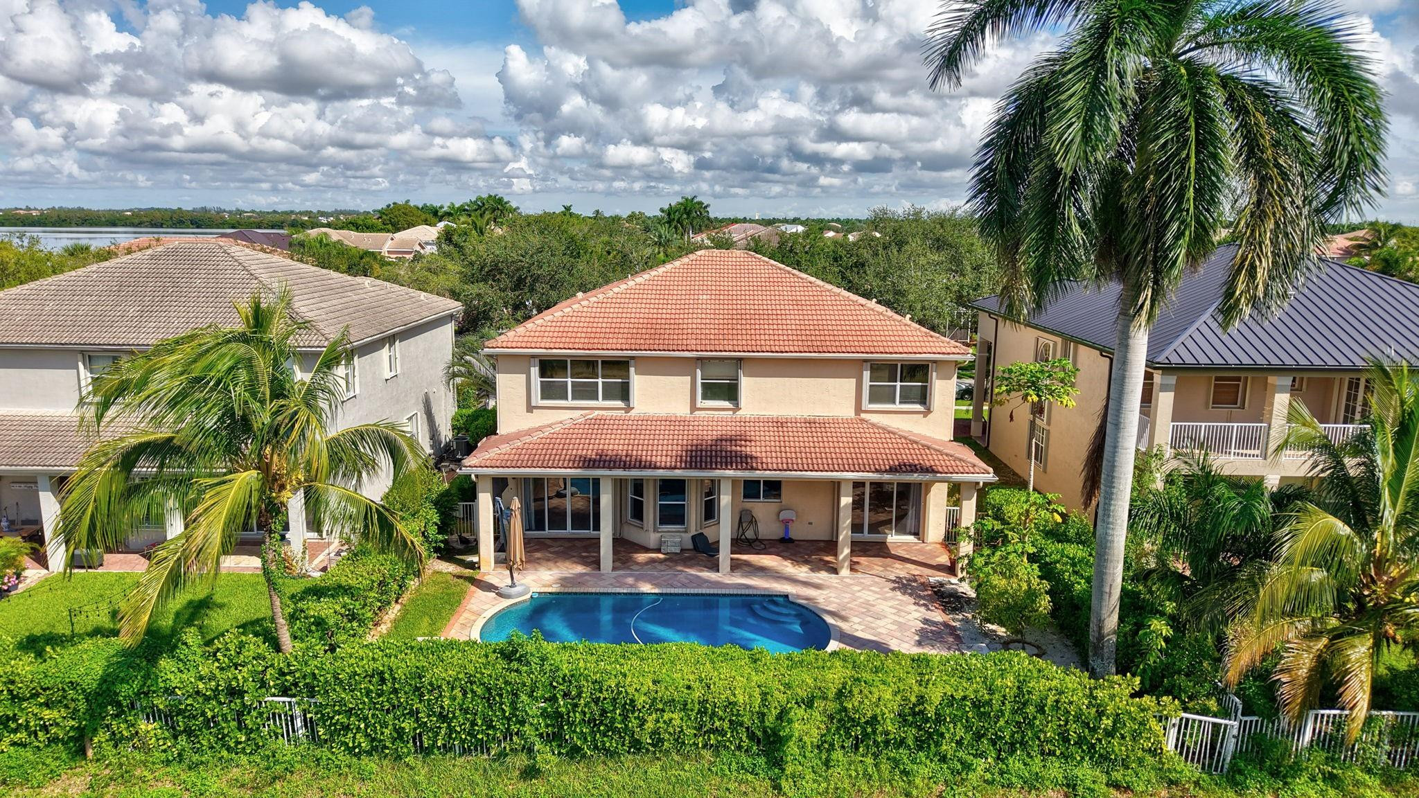 Sunset Lakes - Residential