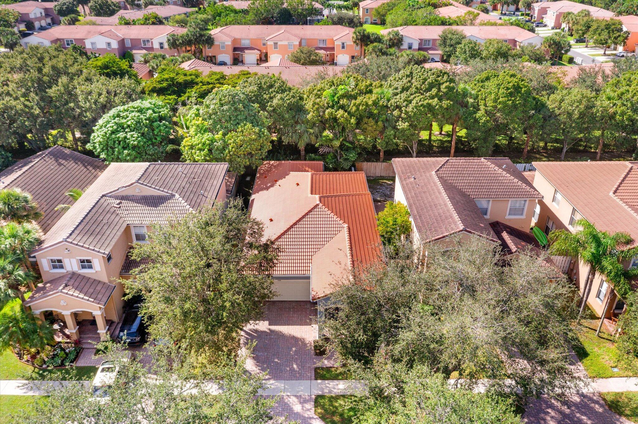 HYPOLUXO HAVERHILL PUD 1 - Residential