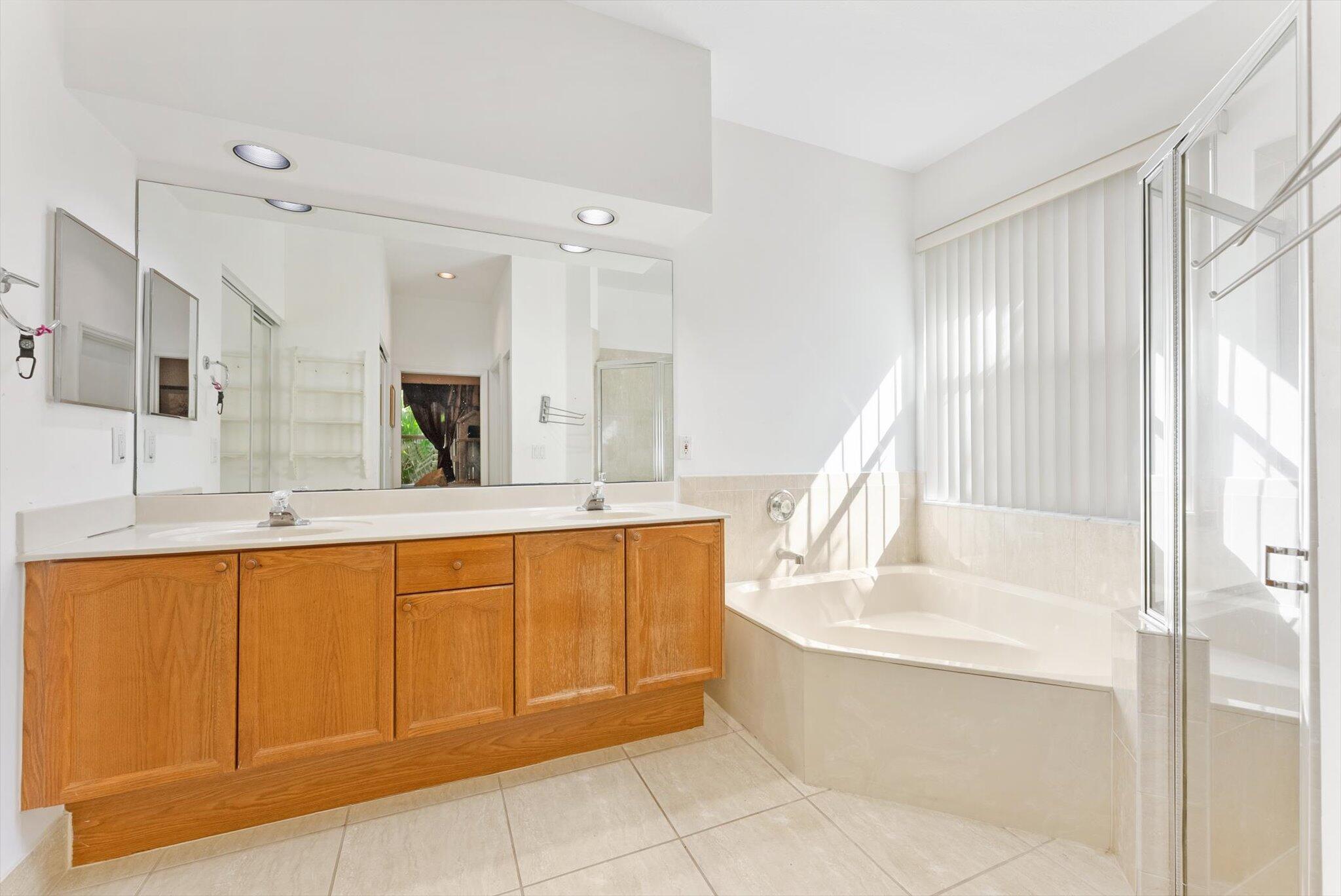 HYPOLUXO HAVERHILL PUD 1 - Residential