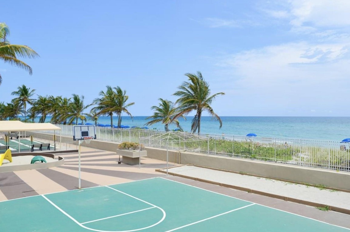 Hemispheres - Residential