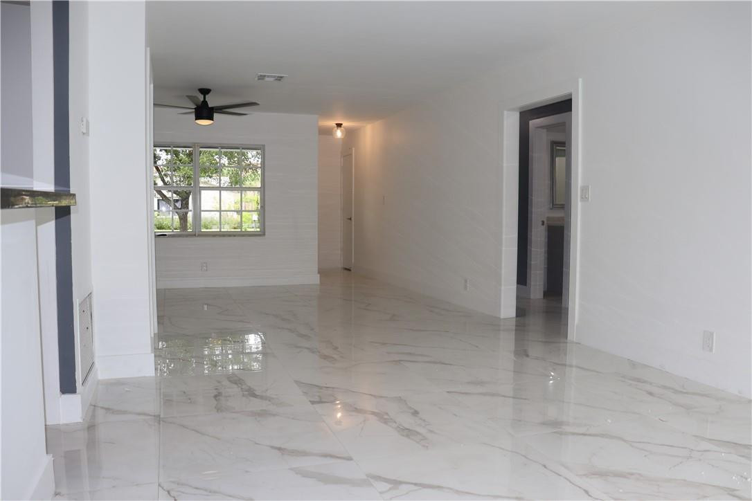 Melaleuca Isles 52-48 B - Residential