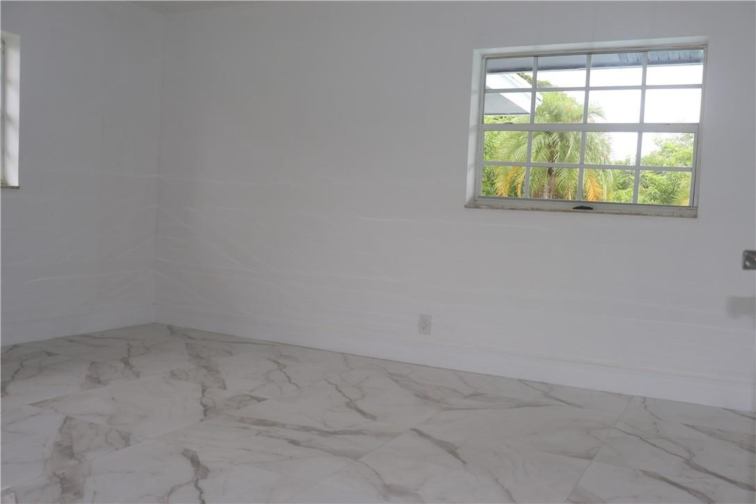 Melaleuca Isles 52-48 B - Residential