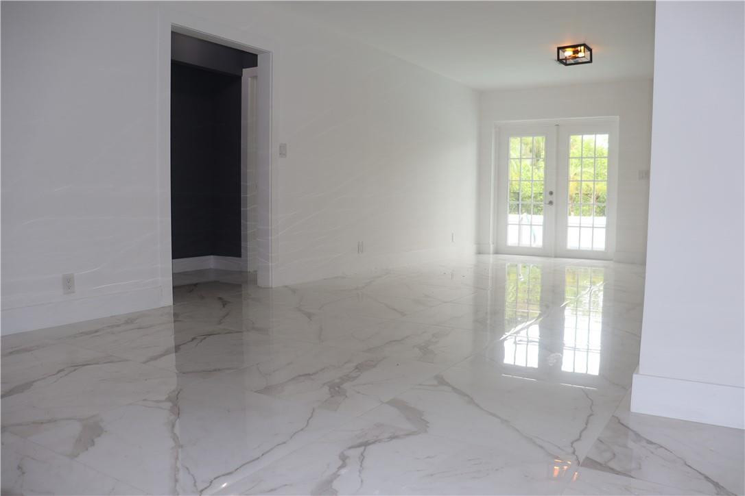 Melaleuca Isles 52-48 B - Residential