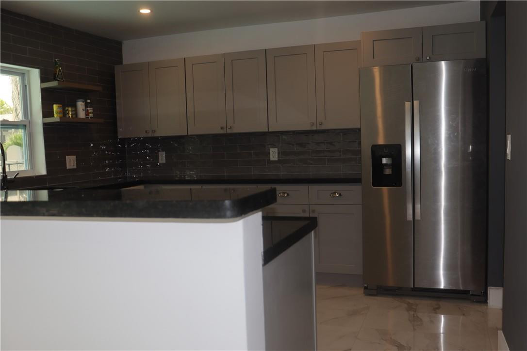 Melaleuca Isles 52-48 B - Residential