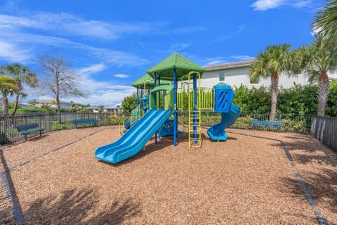 Tiny photo for 4224 Marina Way, Deerfield Beach, FL 33064 (MLS # F10556514)
