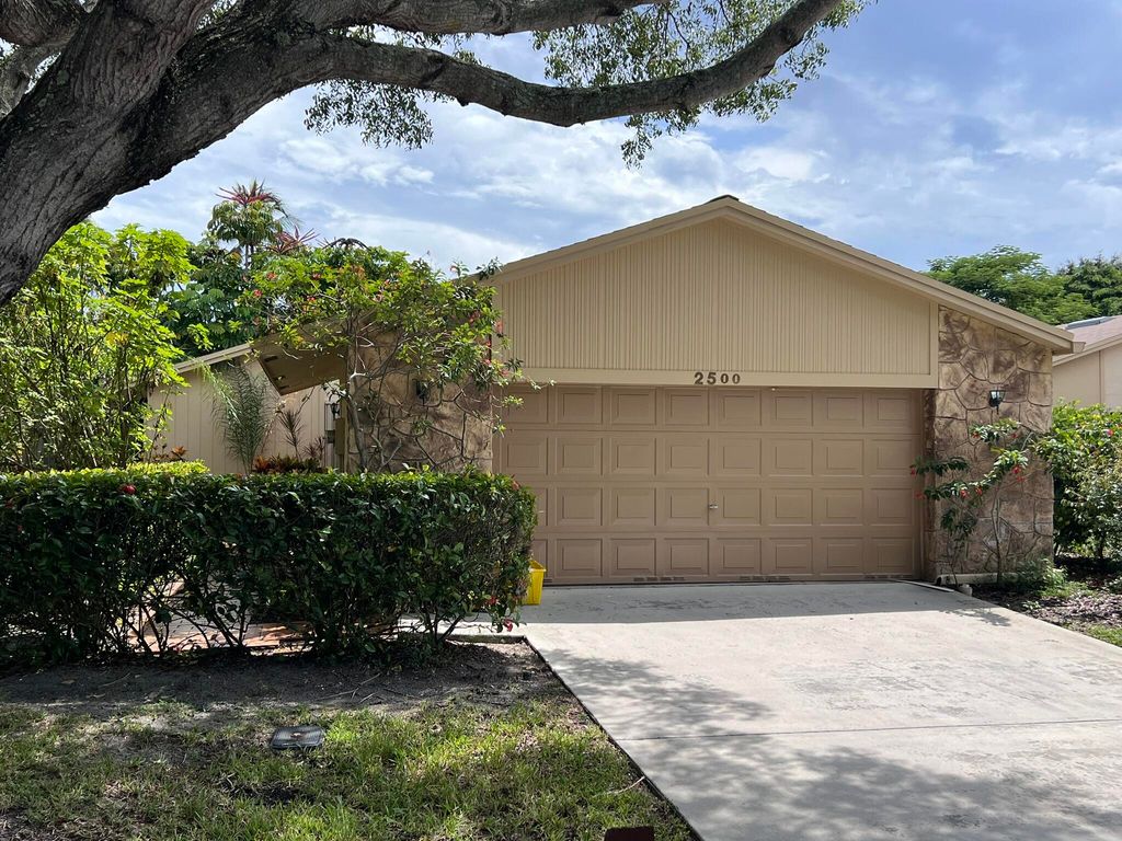 Photo of 2500 NW 10th Street, Delray Beach, FL 33445 (MLS # R11123651)