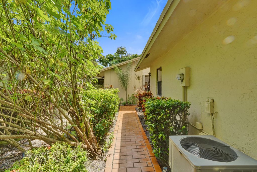 Photo of 2500 NW 10th Street, Delray Beach, FL 33445 (MLS # R11123651)