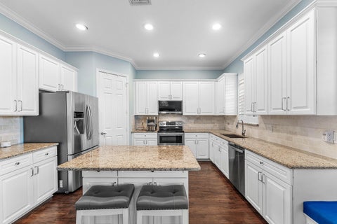 Tiny photo for 11380 NAUTICA Court, Wellington, FL 33449 (MLS # B26085589)