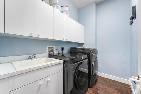 Tiny photo for 11380 NAUTICA Court, Wellington, FL 33449 (MLS # B26085589)
