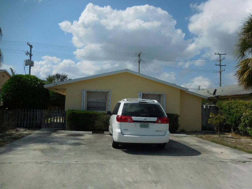 STURDY AND WELL MAINTAINED DUPLEX,CBS,CAH,ACCORDION SHUTTERS AND PANELS, ALL TILED FLOORS, BOTH UNITS HAVE LAUNDRY ROOMS, DRIVE WAY FOR PARKING, WALK IN CLOSETS.NEW CAH BACK UNIT IN 2016. BOTH TENANTS HAVE BEEN THERE FOR 4 YEARS. SELLING AS IS. ALL FIGURES ARE APPROXIMATE. MINUTES TO DOWNTOWN LAKE WORTH, PIER AND BEACH. GREAT RENTAL OR WINTER HOME AND INCOME.