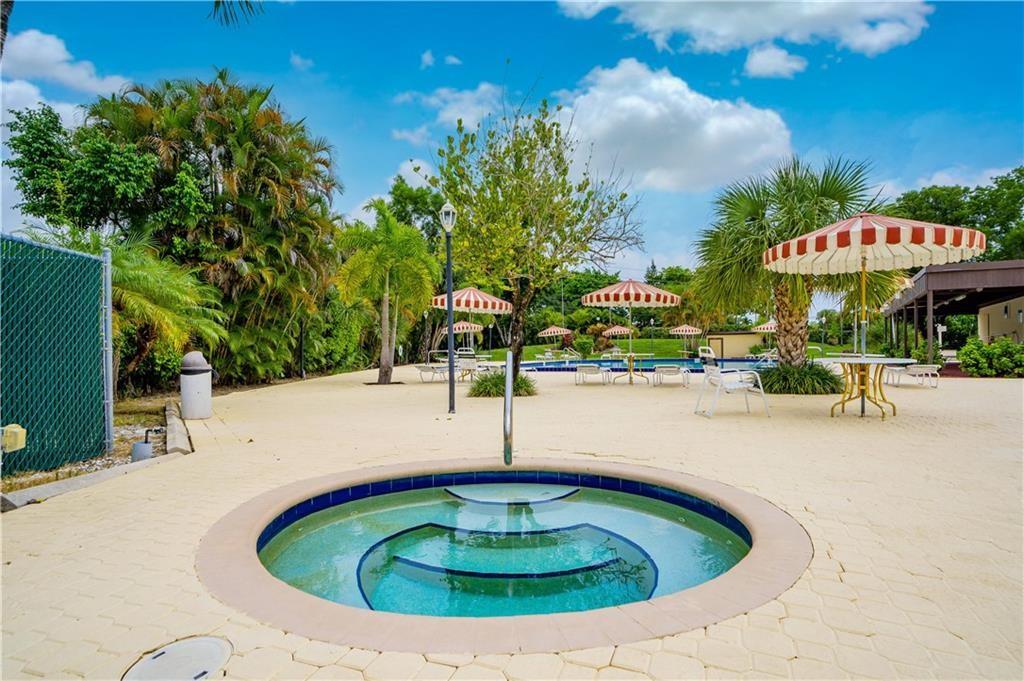 OMEGA 10 - Residential