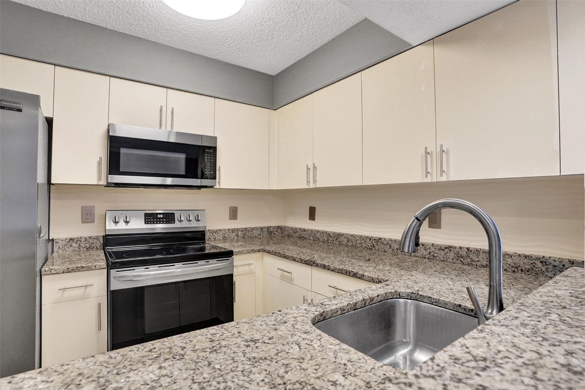 CYPRESS BEND - Residential