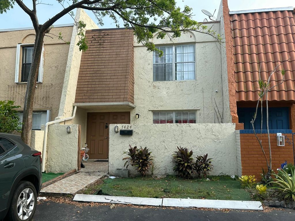 Photo of 7424 NW 75th Street, Tamarac, FL 33321 (MLS # B26028729)
