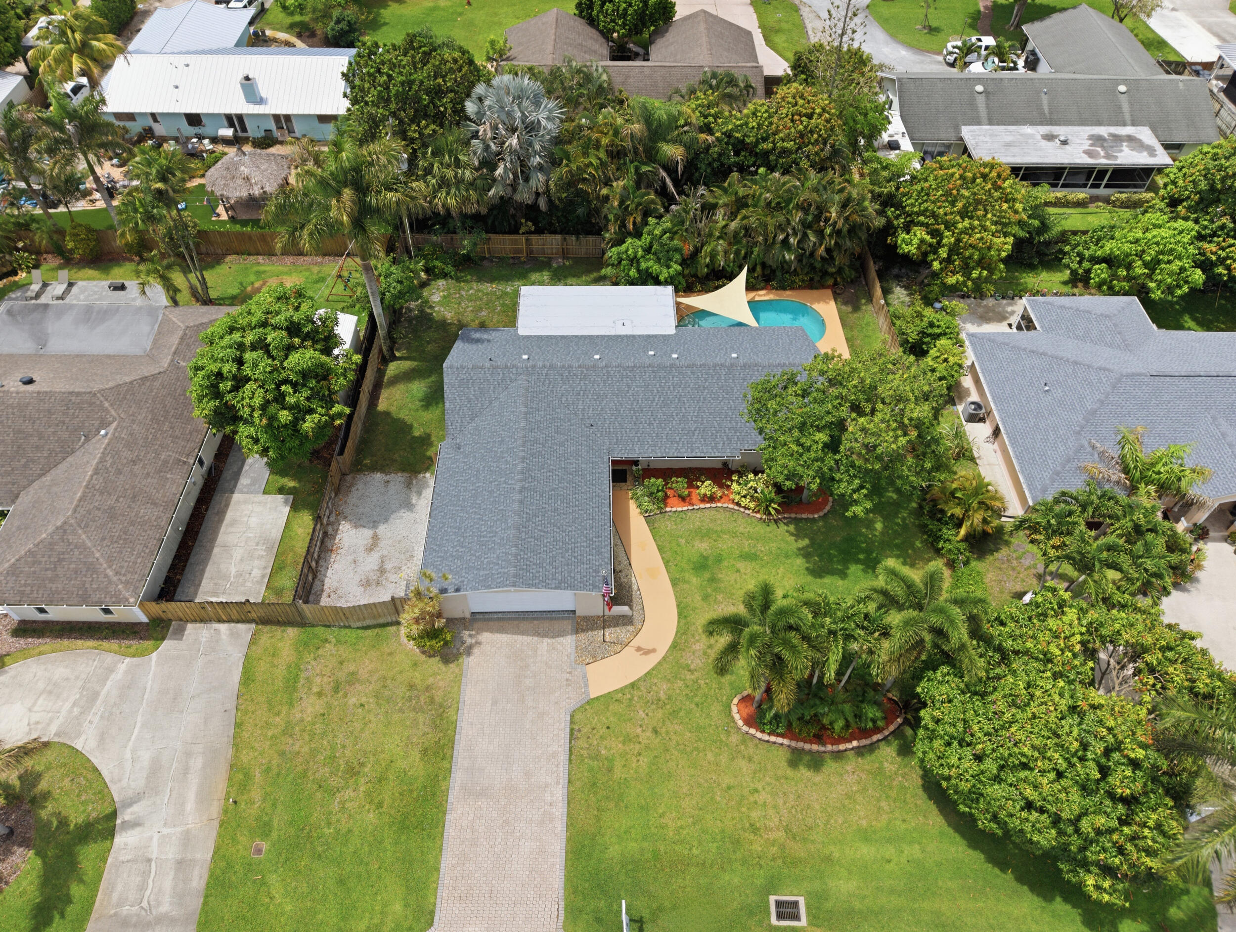 FLORIDA GARDENS 4 - Residential