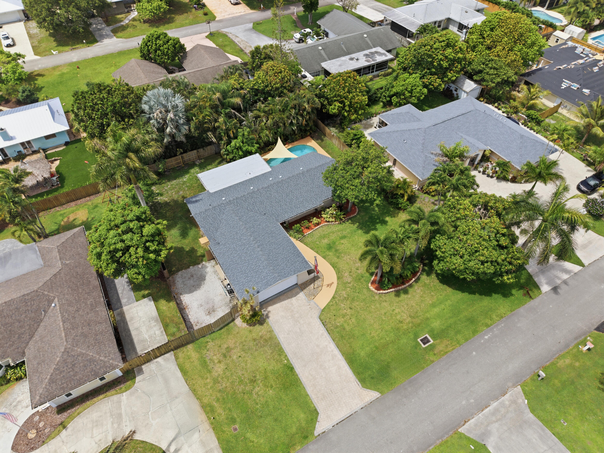 FLORIDA GARDENS 4 - Residential