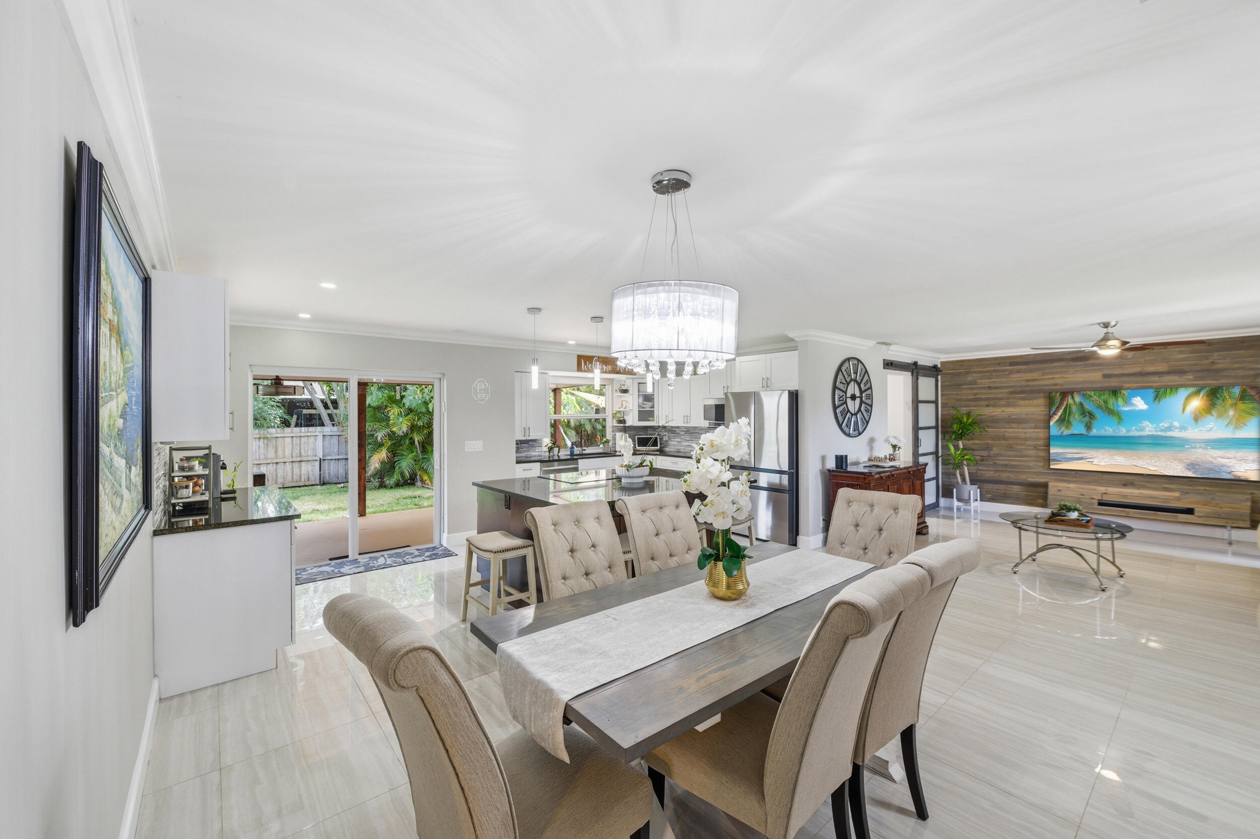 FLORIDA GARDENS 4 - Residential