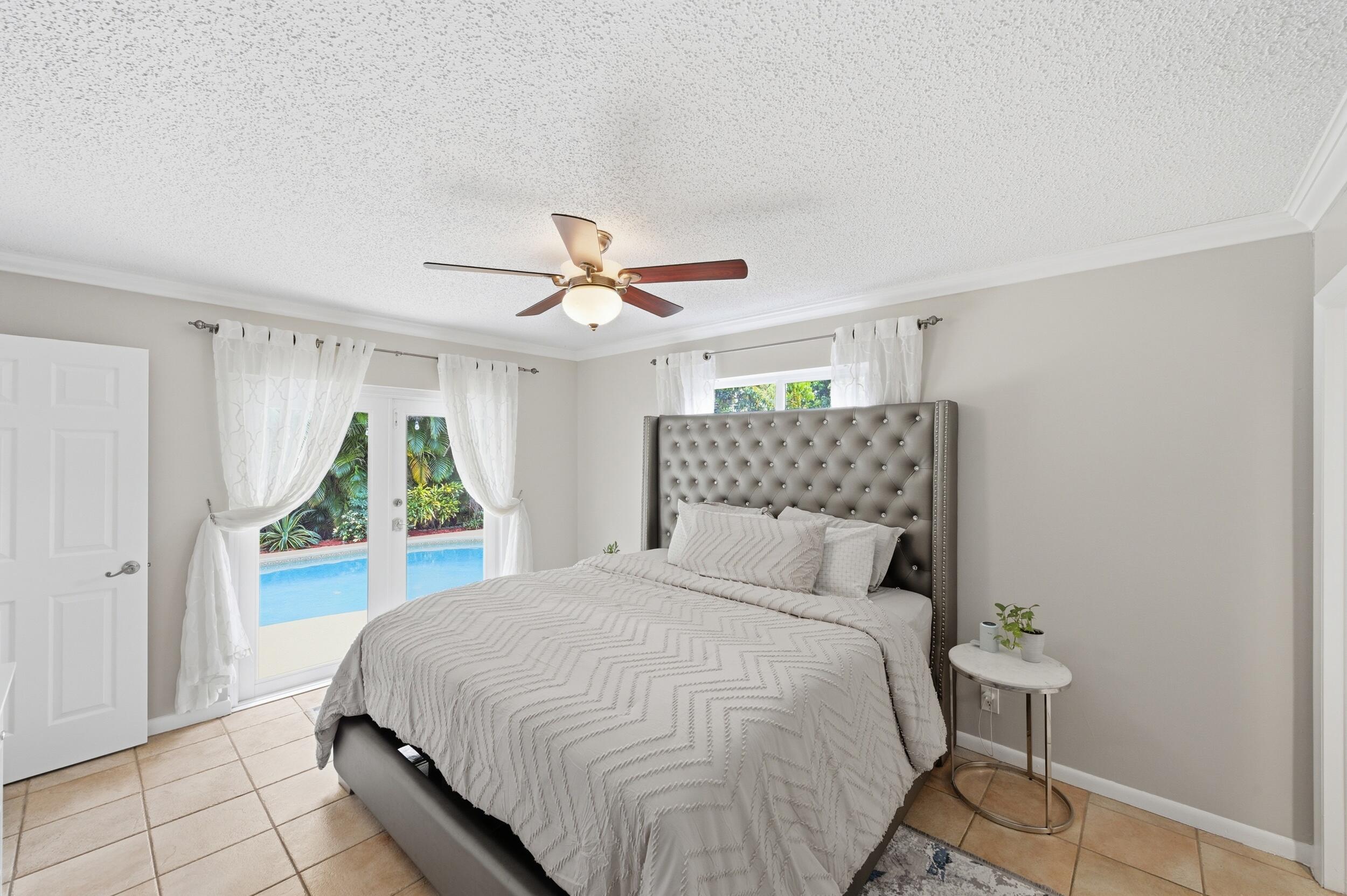 FLORIDA GARDENS 4 - Residential