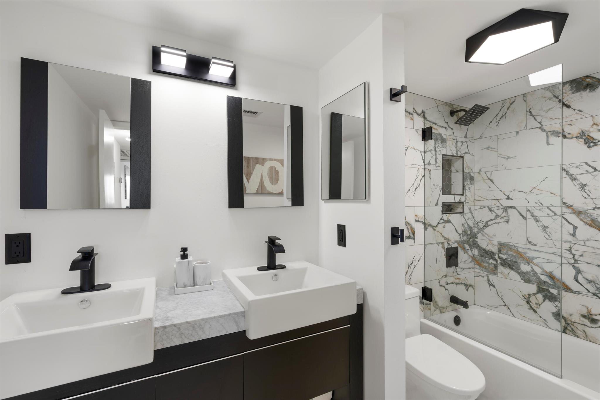 WATER GLADES CONDO - Residential Lease