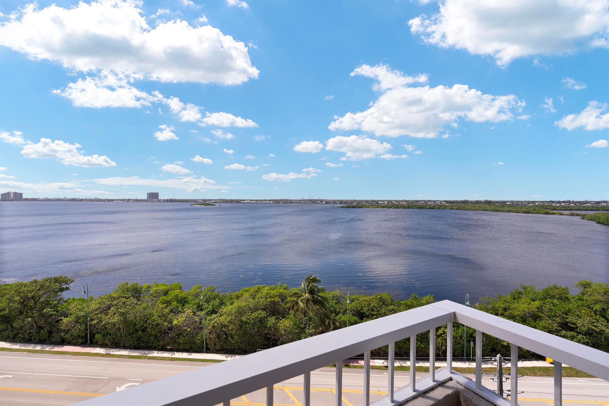 WATER GLADES CONDO - Residential Lease