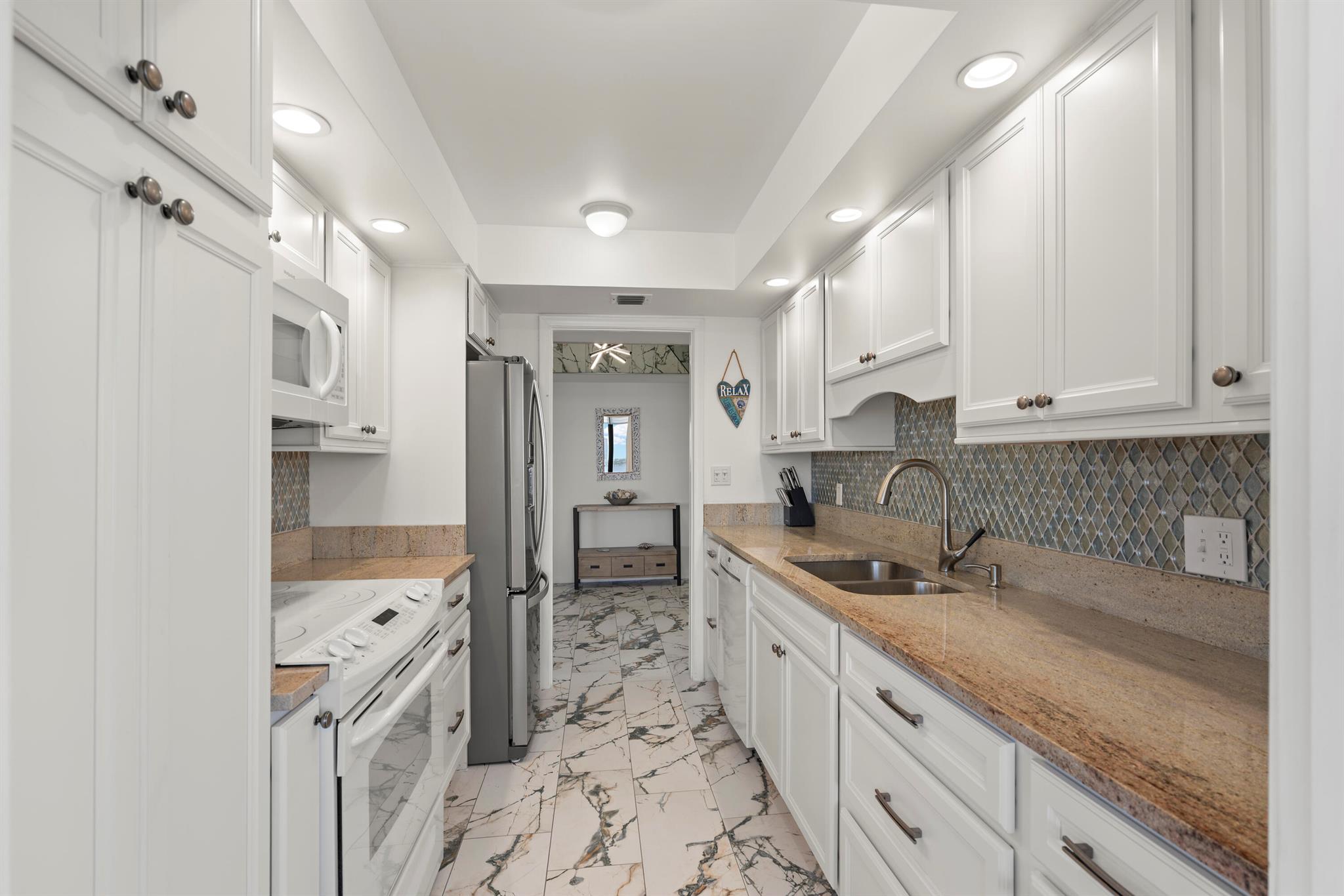 WATER GLADES CONDO - Residential Lease