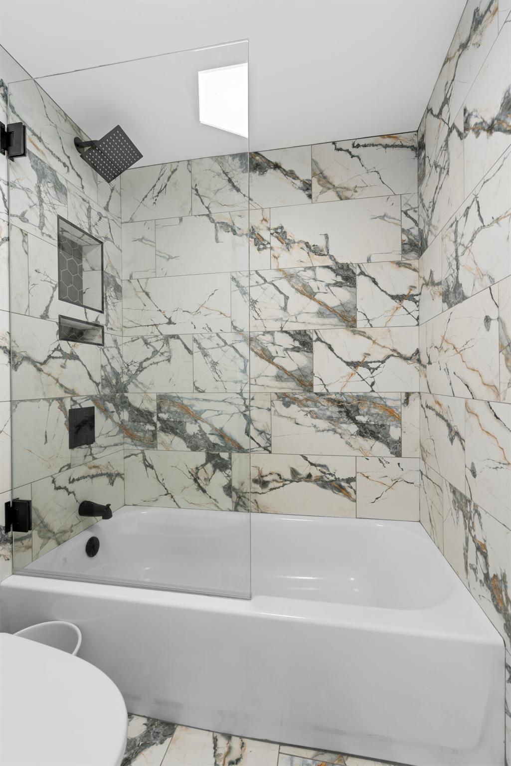 WATER GLADES CONDO - Residential Lease