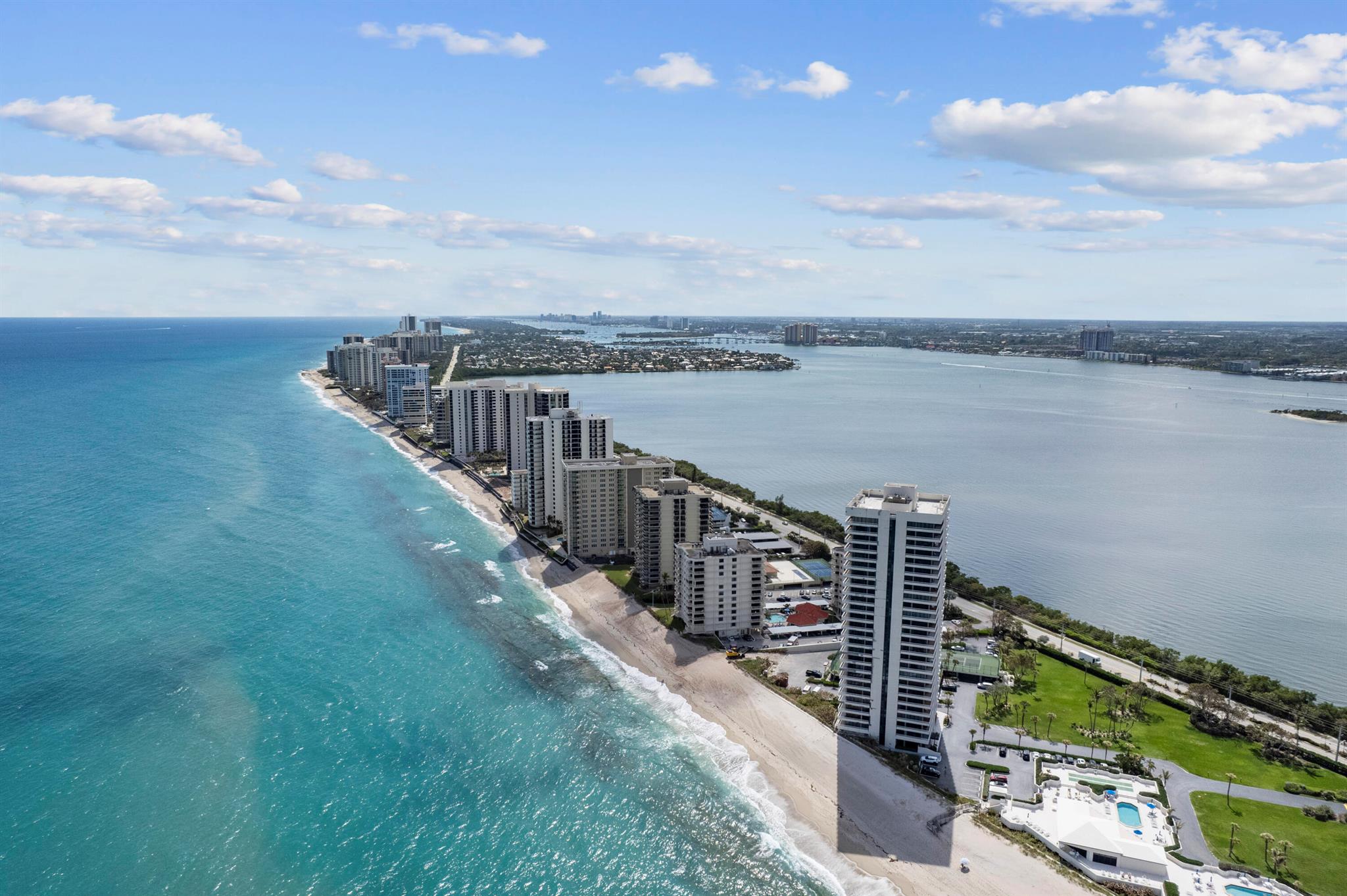 WATER GLADES CONDO - Residential Lease