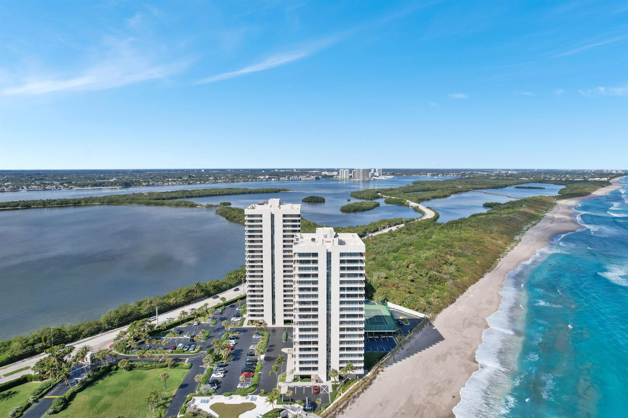 WATER GLADES CONDO - Residential Lease