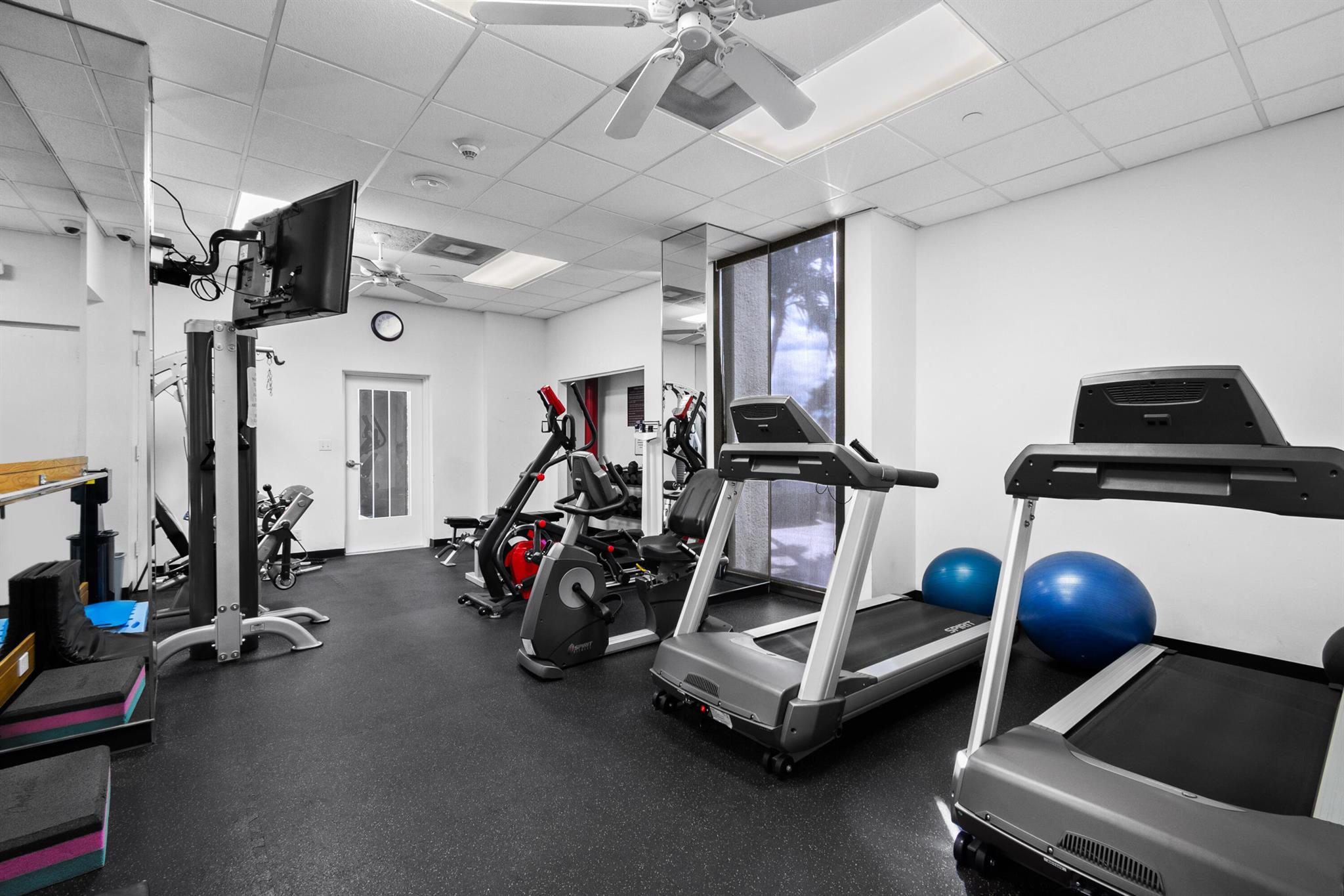 WATER GLADES CONDO - Residential Lease