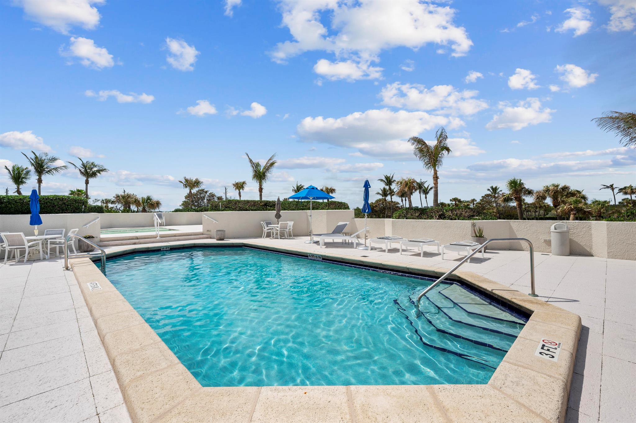 WATER GLADES CONDO - Residential Lease