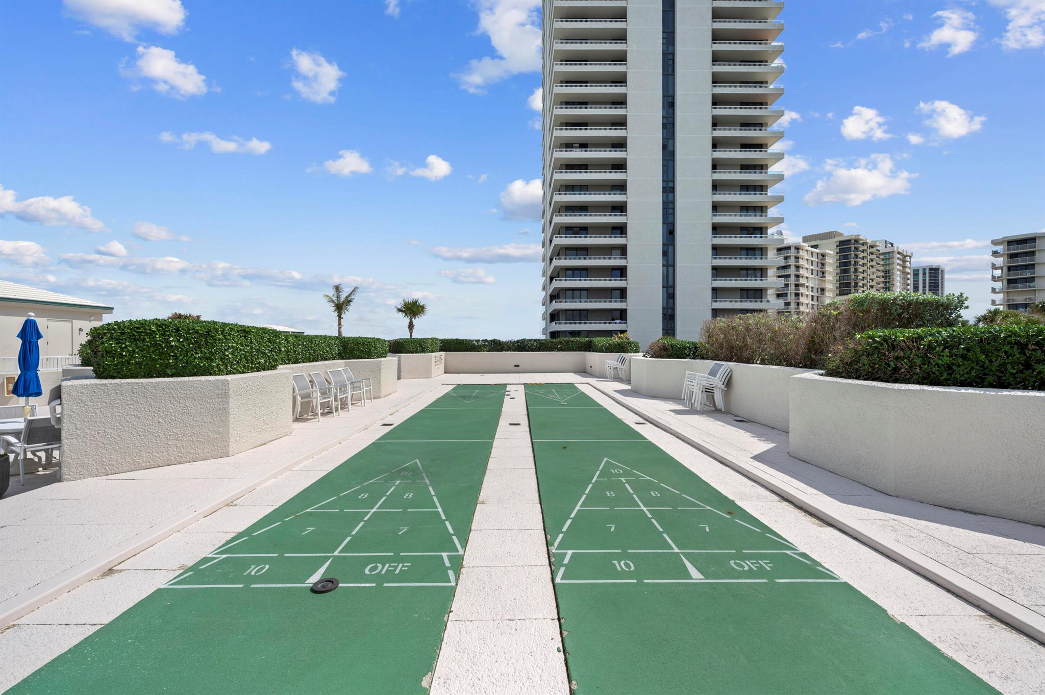 WATER GLADES CONDO - Residential Lease