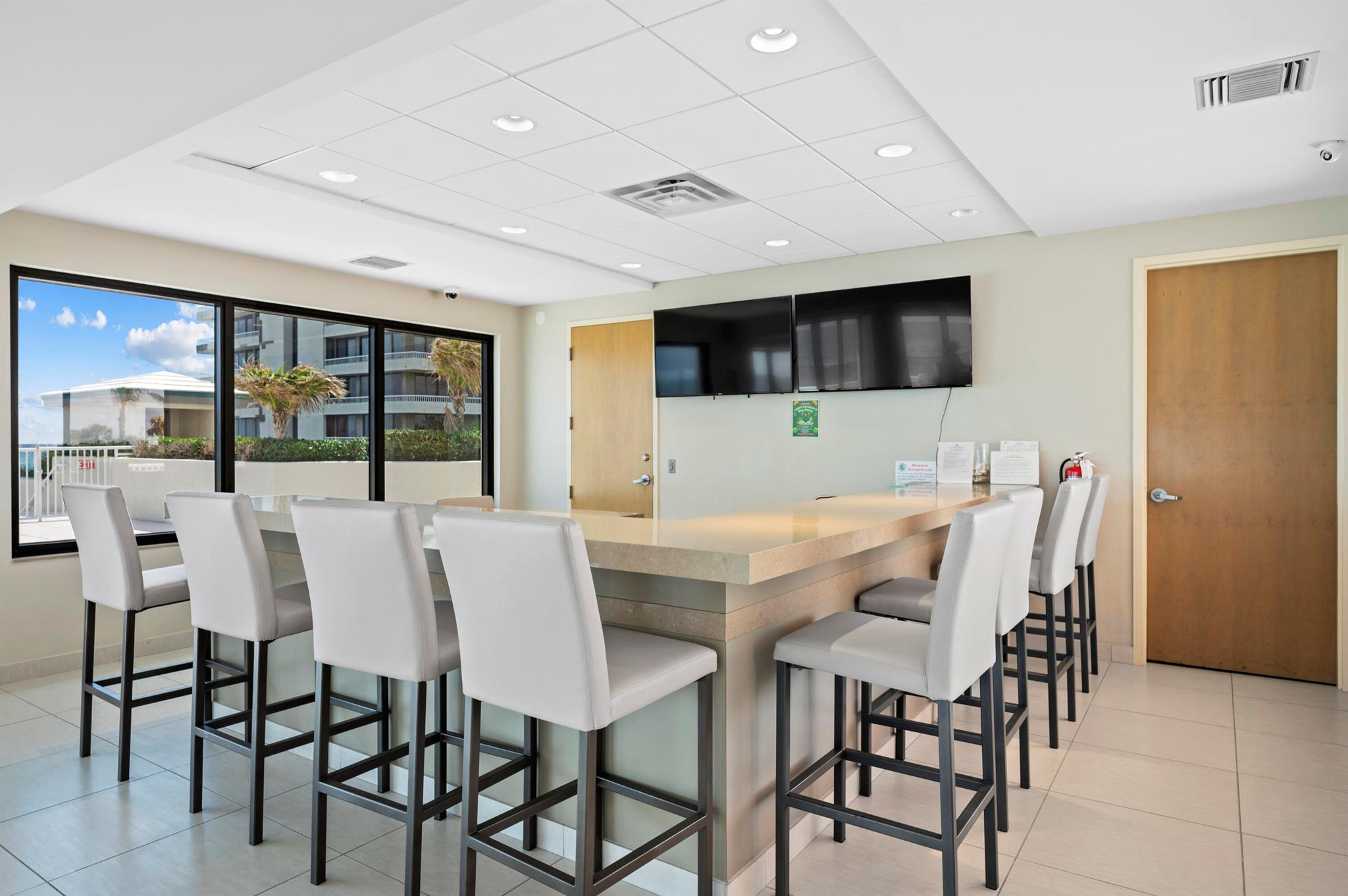 WATER GLADES CONDO - Residential Lease