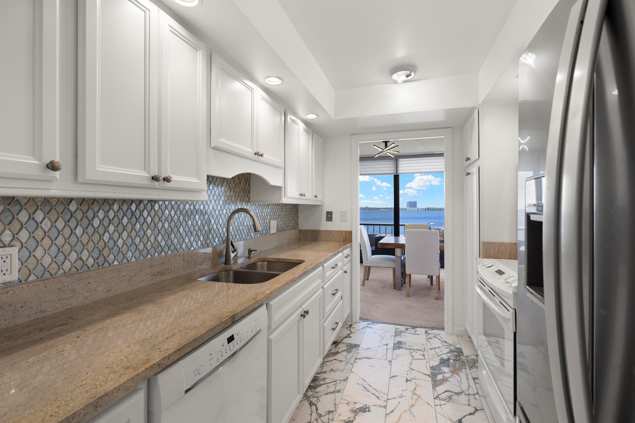 WATER GLADES CONDO - Residential Lease