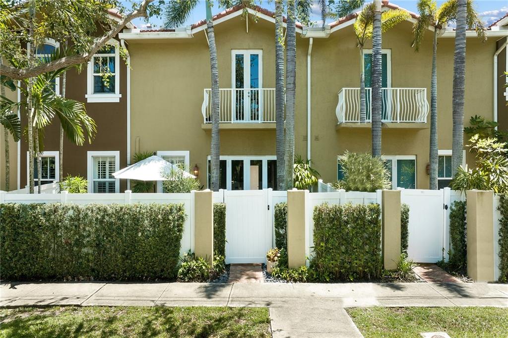 Main Street Townhomes II - Residential