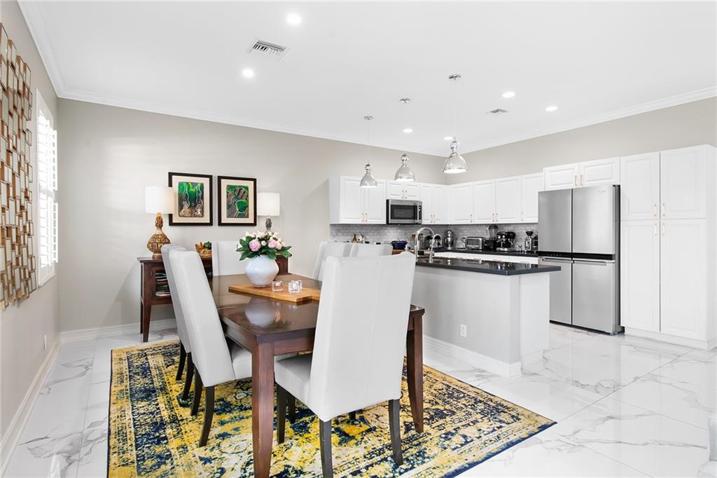 Main Street Townhomes II - Residential