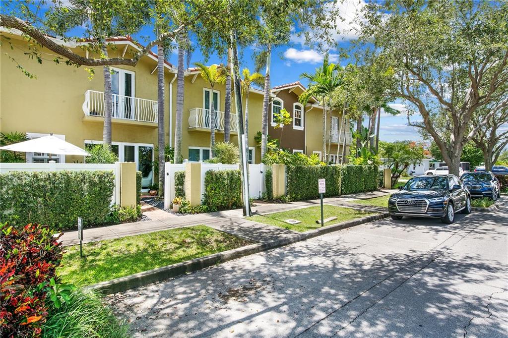 Main Street Townhomes II - Residential