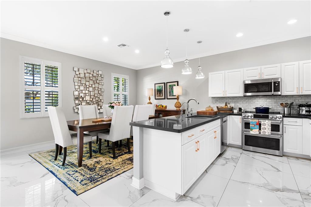 Main Street Townhomes II - Residential