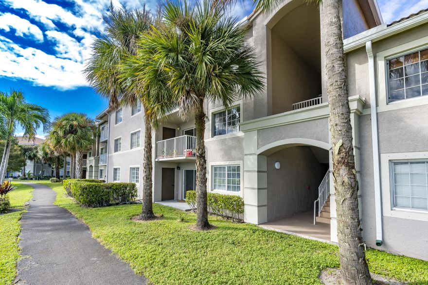 Welcome to this bright and well-maintained 2-bedroom, 2-bath condo located on the third floor of the gated Evergreen Lakes community in Coconut Creek. This residence offers a flexible layout with a split-bedroom design, spacious living and dining areas, and an easy, low-maintenance, lock-and-leave lifestyle. Natural light flows throughout the unit, creating a comfortable and inviting living environment. Tenant currently in place, providing immediate rental income while a buyer plans for future personal use, seasonal occupancy, or relocation. Evergreen Lakes is a secure, gated community with amenities including a swimming pool, fitness center, clubhouse, and well-maintained common areas. Conveniently located near major roadways, shopping, dining, healthcare, and South Florida airports.